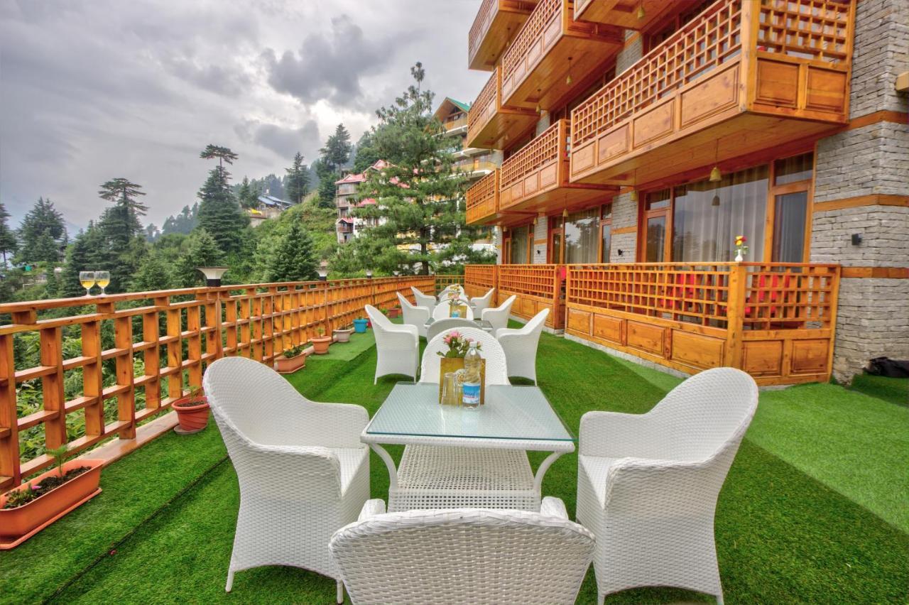 The Holiday Villa Resorts & Spa 마날리 외부 사진