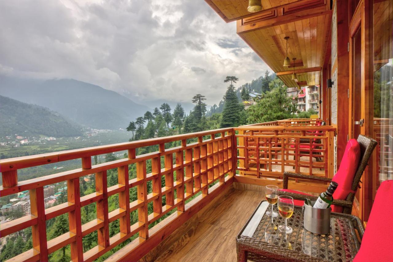 The Holiday Villa Resorts & Spa 마날리 외부 사진