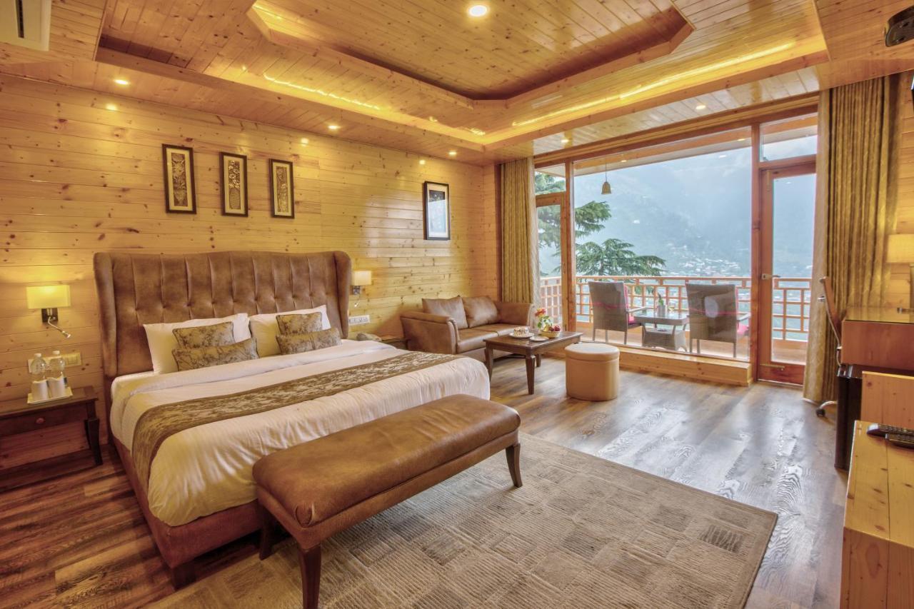 The Holiday Villa Resorts & Spa 마날리 외부 사진